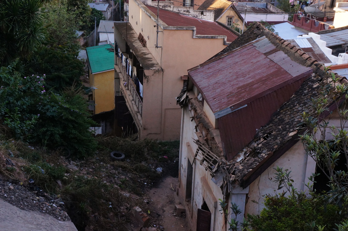 Antananarivo - rough houses