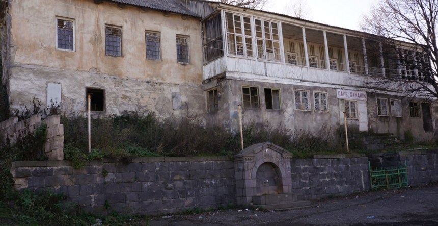 Sanahin - There Once Was a Cafe