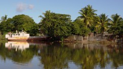 Maroantsetra - boat near home